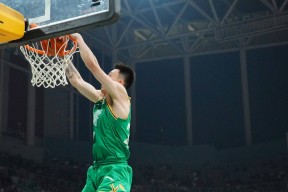 比赛集锦_关于辽宁男篮CBA战胜天津先行者张镇麟暴扣得分的信息